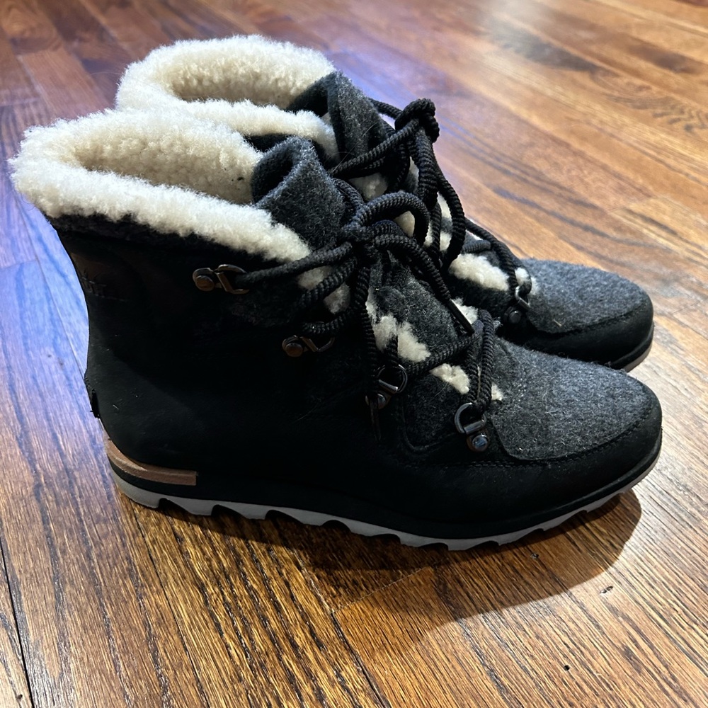 Sorel snowboots